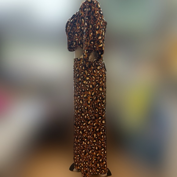 NWOT Express x Lady Gang Leopard Off Shoulder Black Gold Satin-Like Crop Top XL - Picture 7 of 9